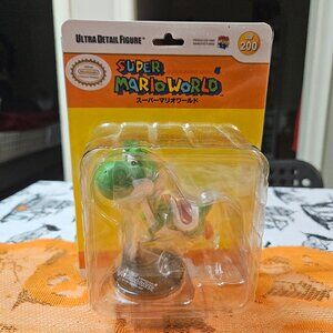 Nintendo Medicom Ultra Detail UDF 200 Super Mario World Yoshi Figure Green